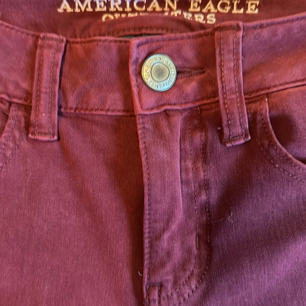 American Eagles 360 Super Stretch Jegging Size 0 Regular Burgundy Color